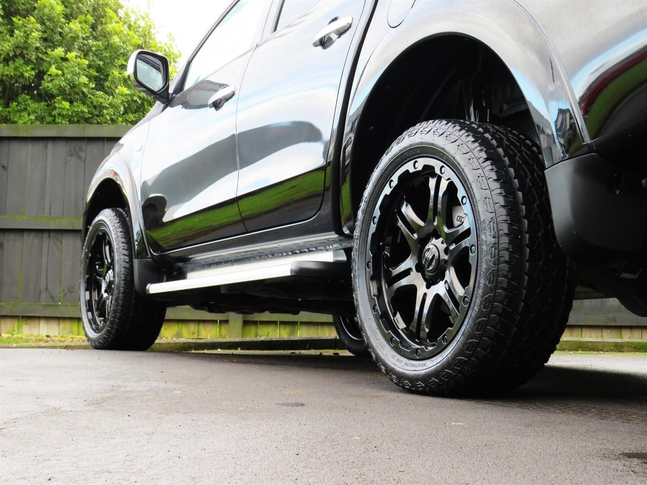 Mitsubishi Triton (2018) on BGW Conquest