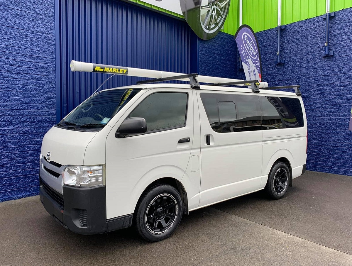 Toyota Hiace on BGW Bandit