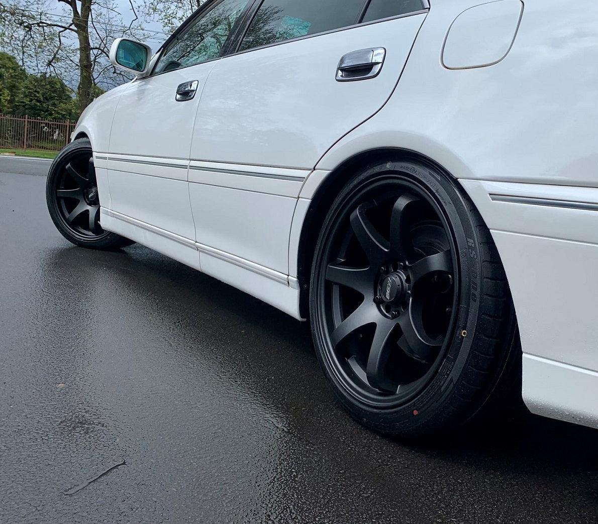 Toyota Crown Athlete V on BGW Mayhem