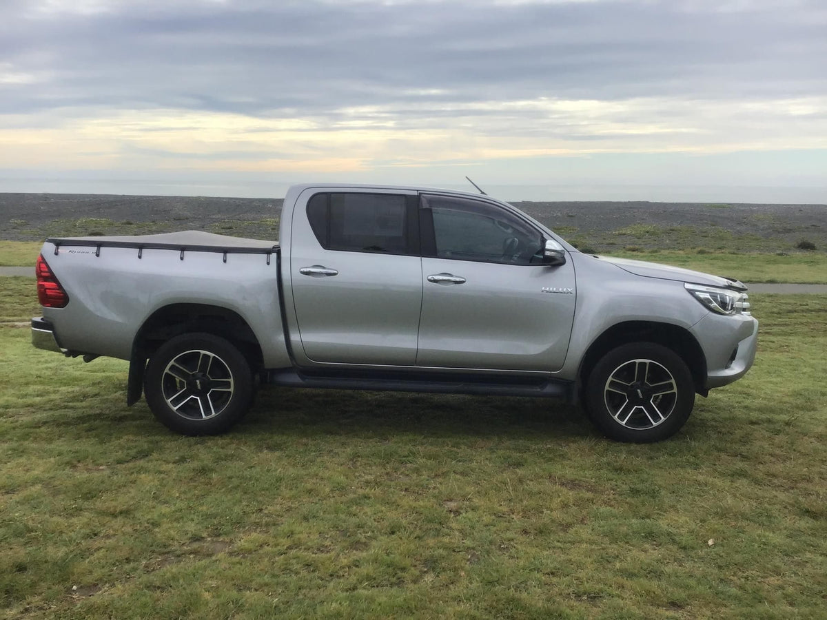Toyota Hilux SR5 (2016) on BGW Trader