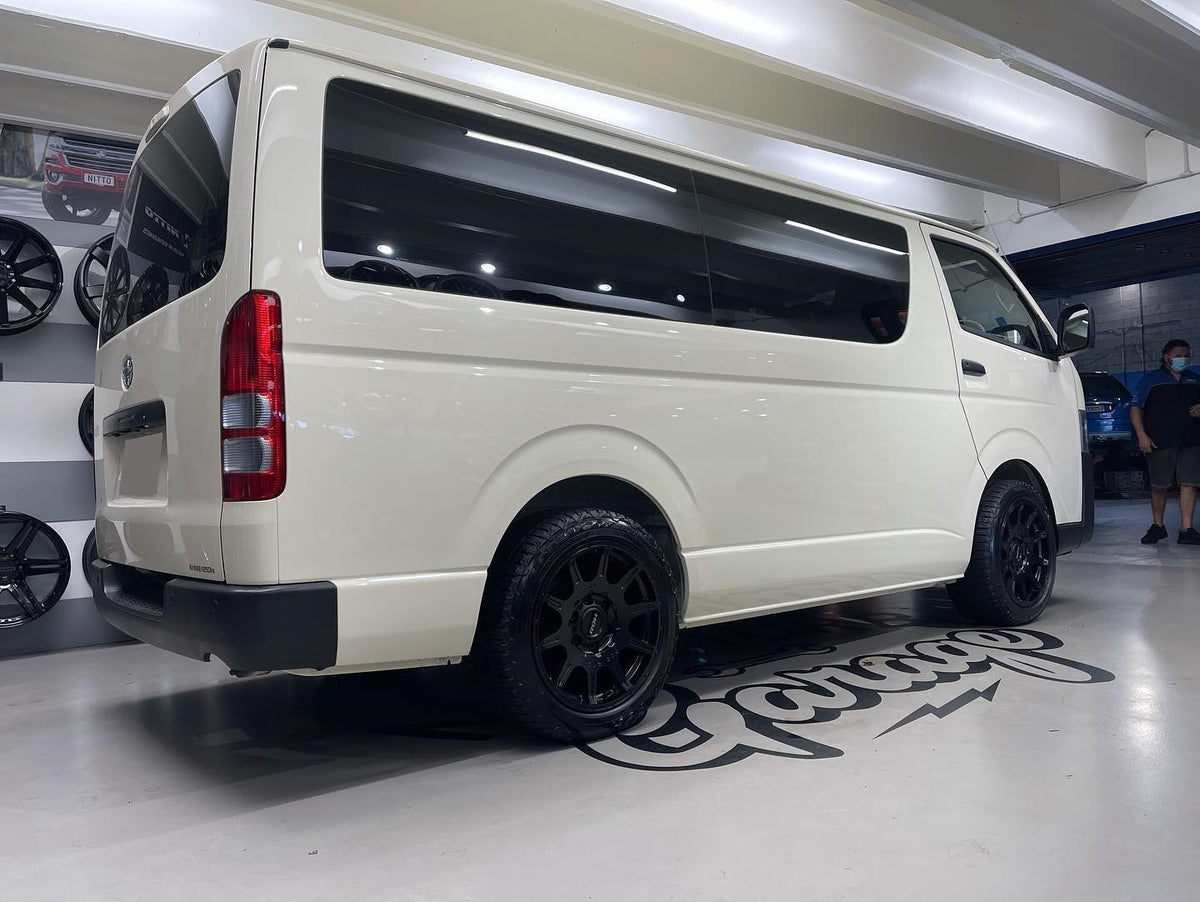 Toyota Hiace on 18x9 ROH Invader