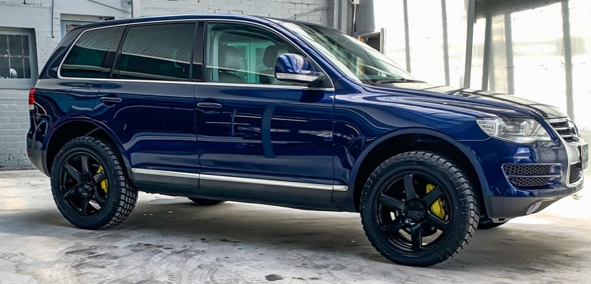 VW Touareg (2010) on BGW Beast