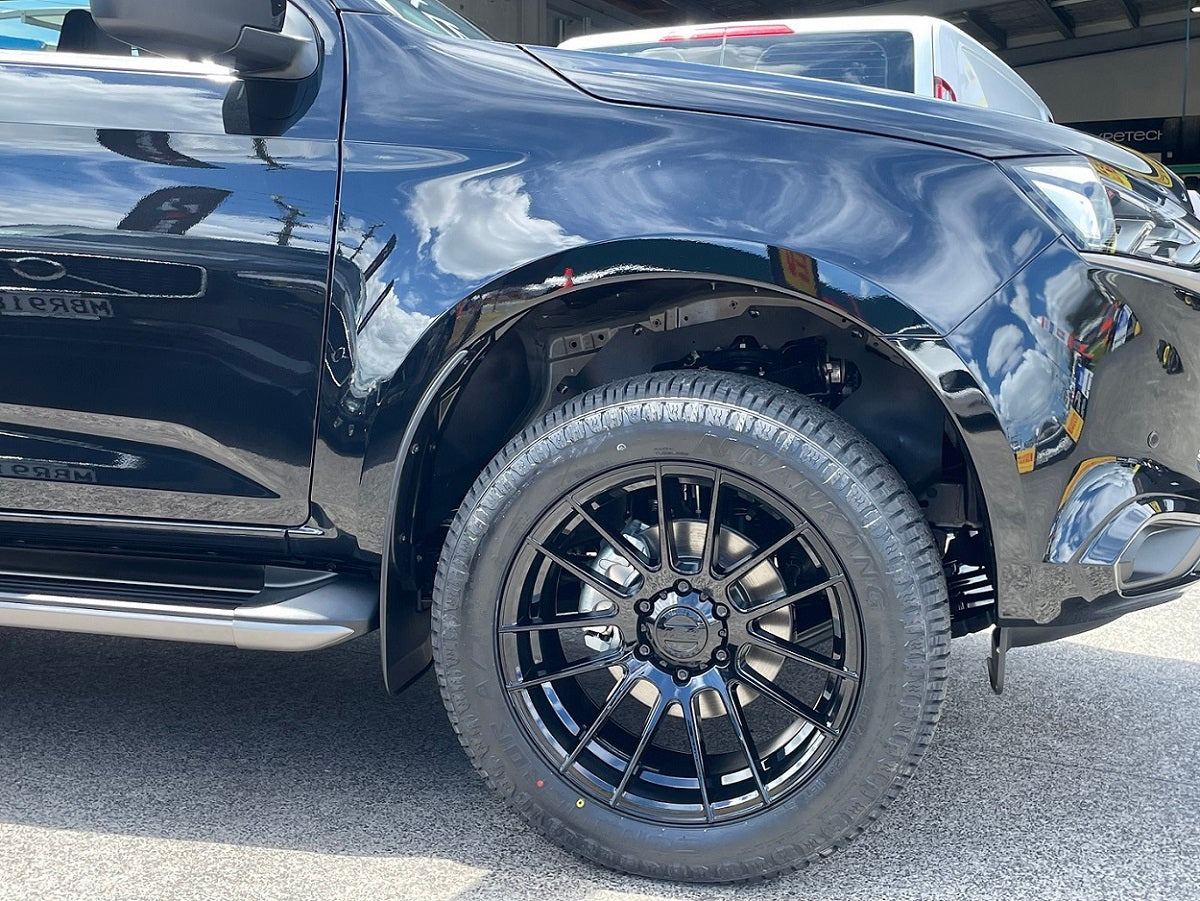 Isuzu MU-X (2022) on BGW Shadow