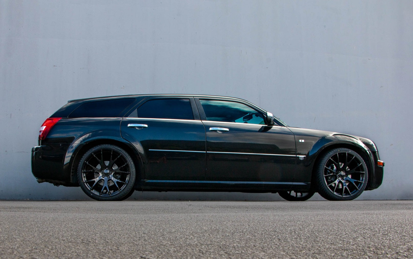 Chrysler 300C on BGW HCM