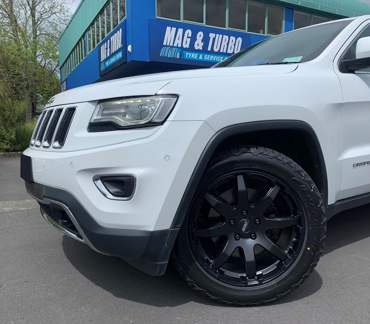 Jeep Grand Cherokee on BGW Motion