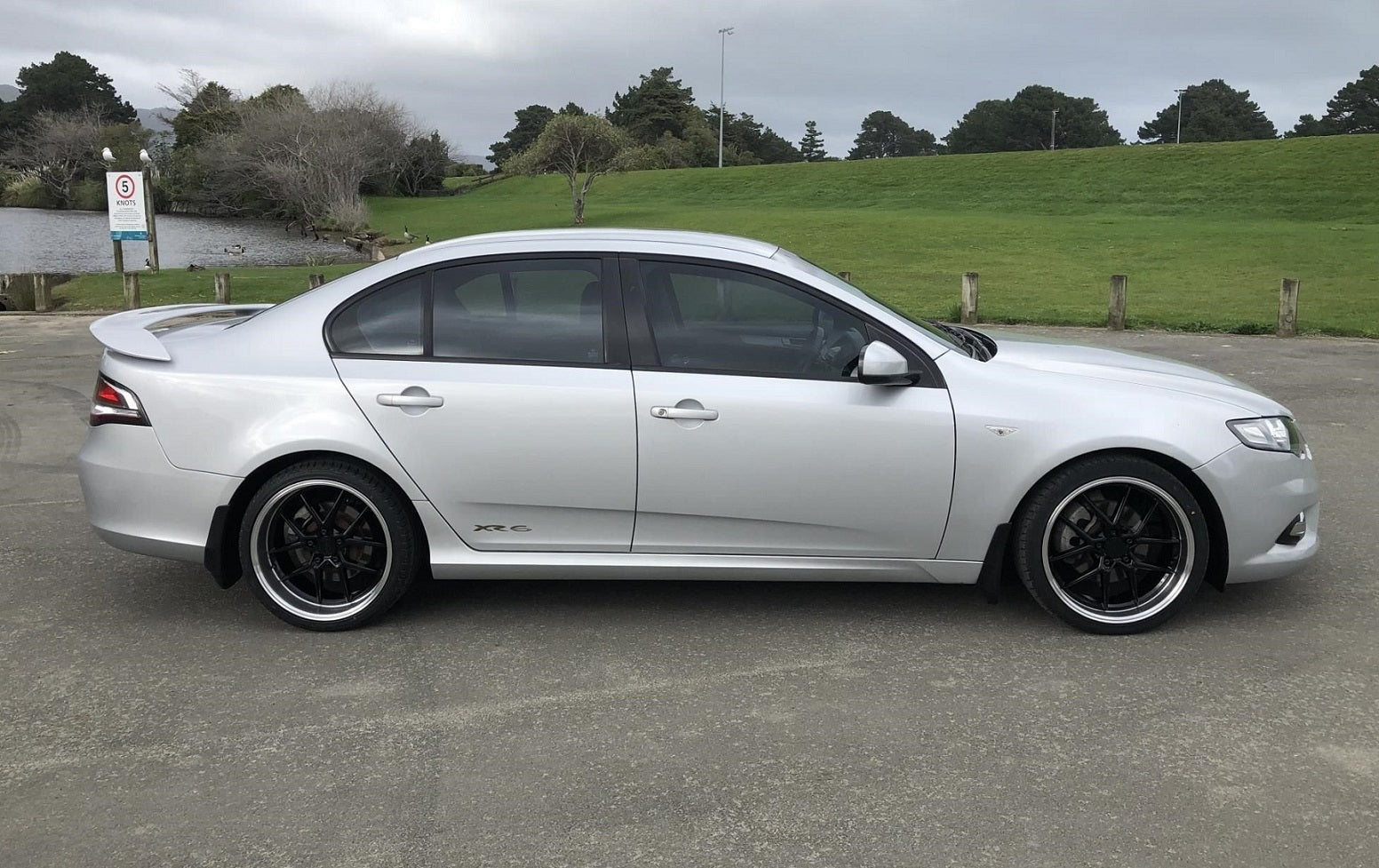 Ford Falcon FG XR6 on Covert CV4