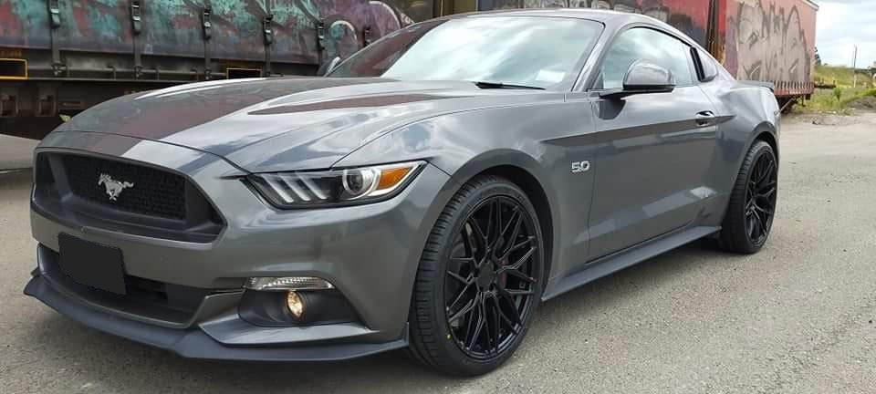 Ford Mustang on Covert CV1