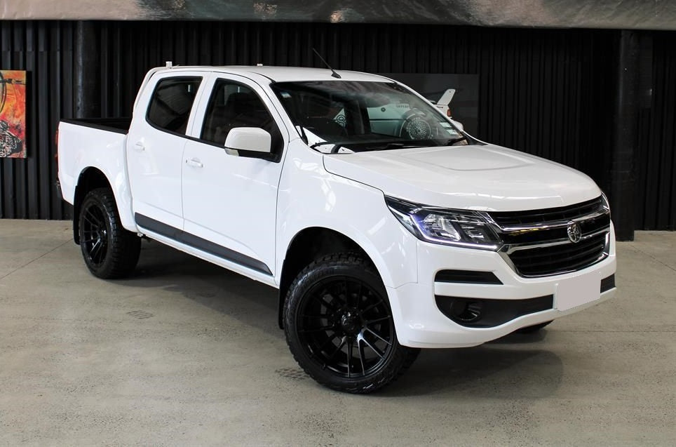 Holden Colorado on BGW Shadow