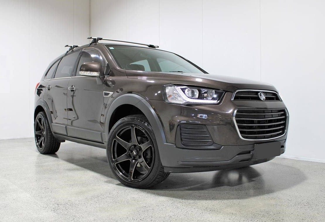 Holden Captiva (2016) on BGW Cartel