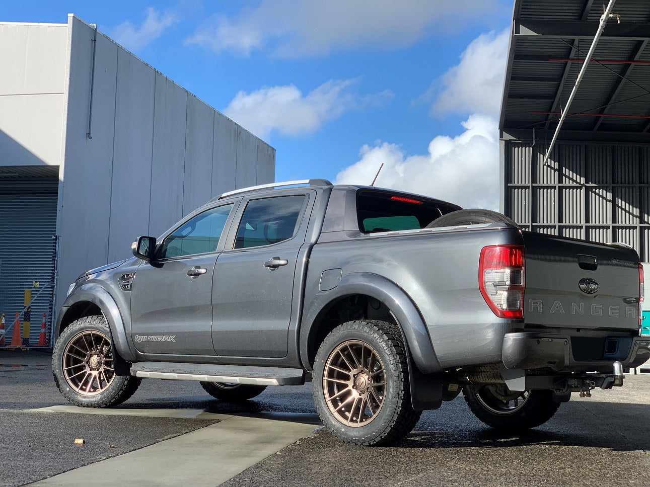 Ford Ranger Wildtrack (2019) on BGW Shadow
