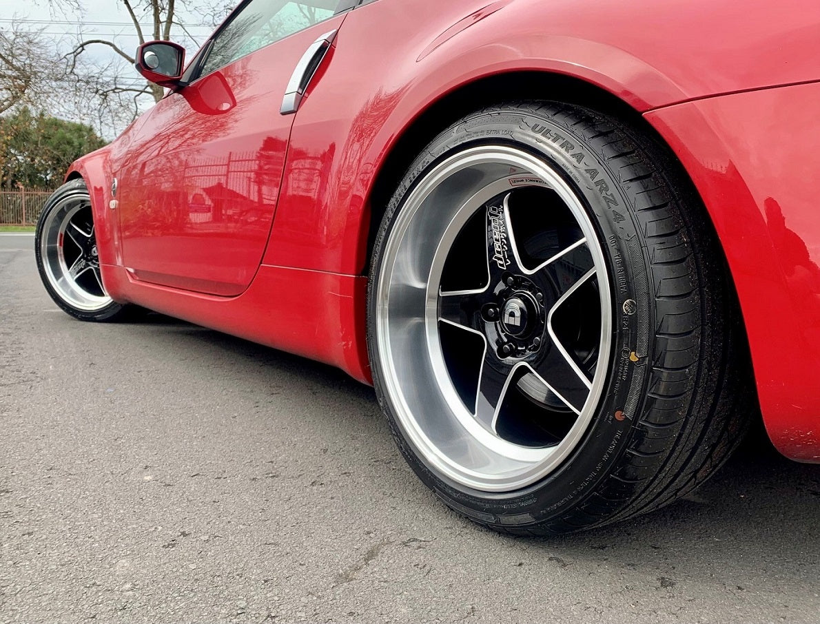 Nissan 350Z (2004) on BGW ST665
