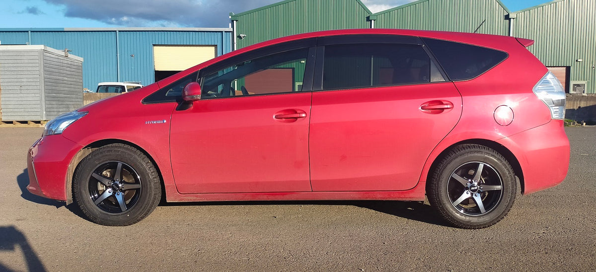 Toyota Prius A (2014) on BGW Apex