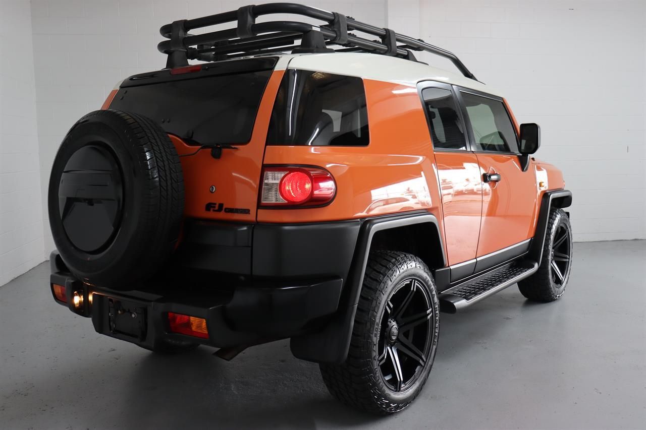 Toyota FJ Cruiser on BGW Tempest