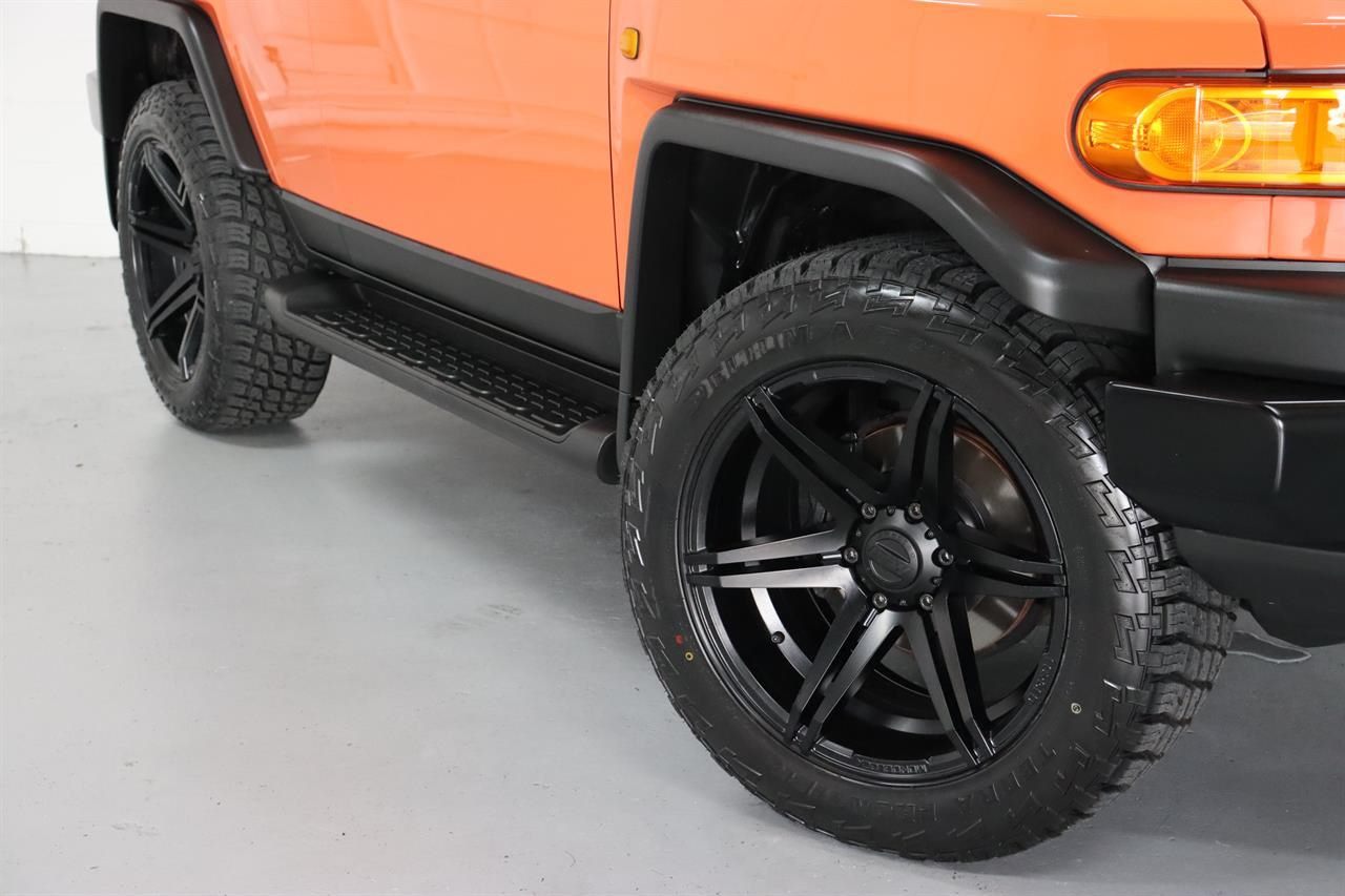 Toyota FJ Cruiser on BGW Tempest
