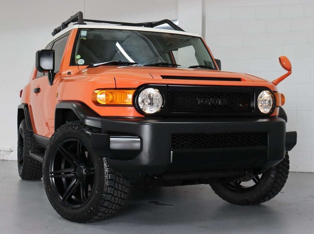 Toyota FJ Cruiser on BGW Tempest