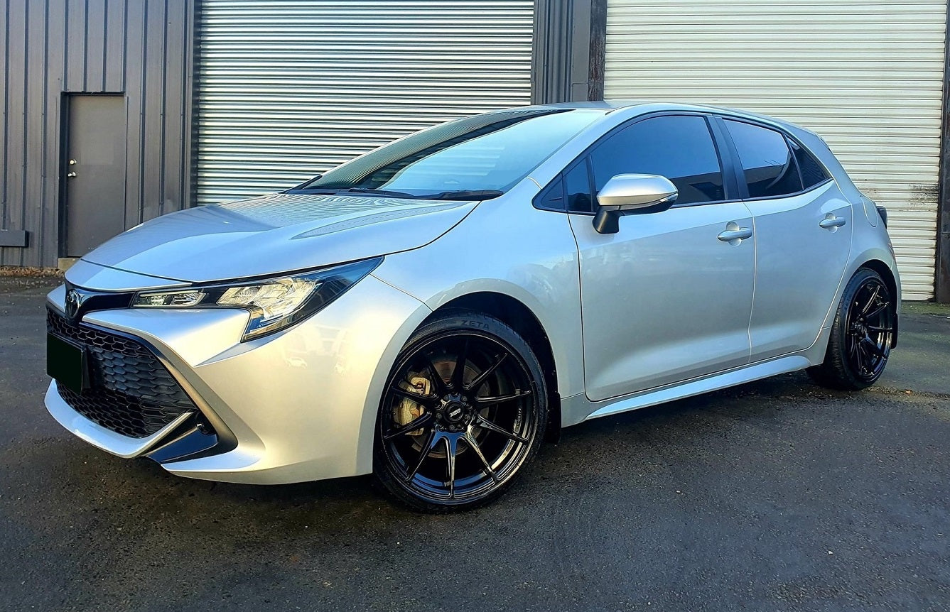 Toyota Corolla (2018) on BGW Circuit