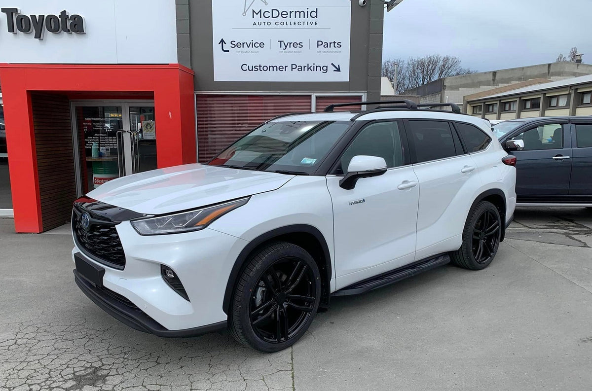 Toyota Highlander (2022) on Covert CV3