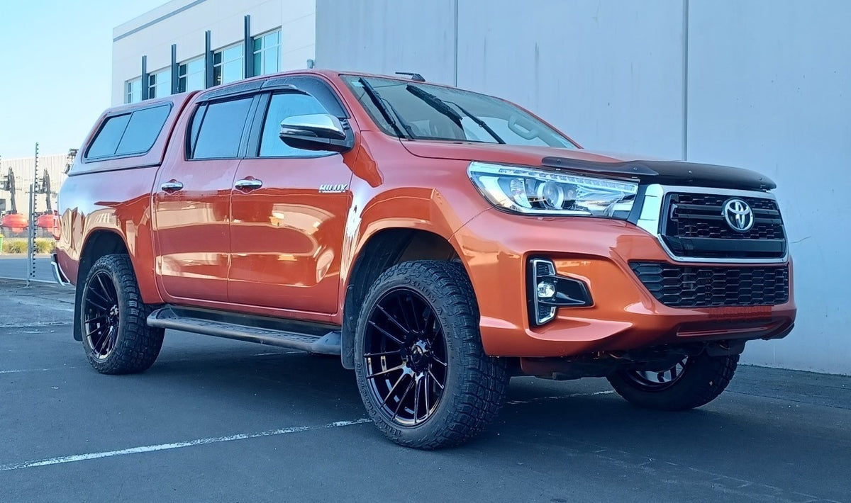 Toyota Hilux SR5 (2018) on BGW Shadow