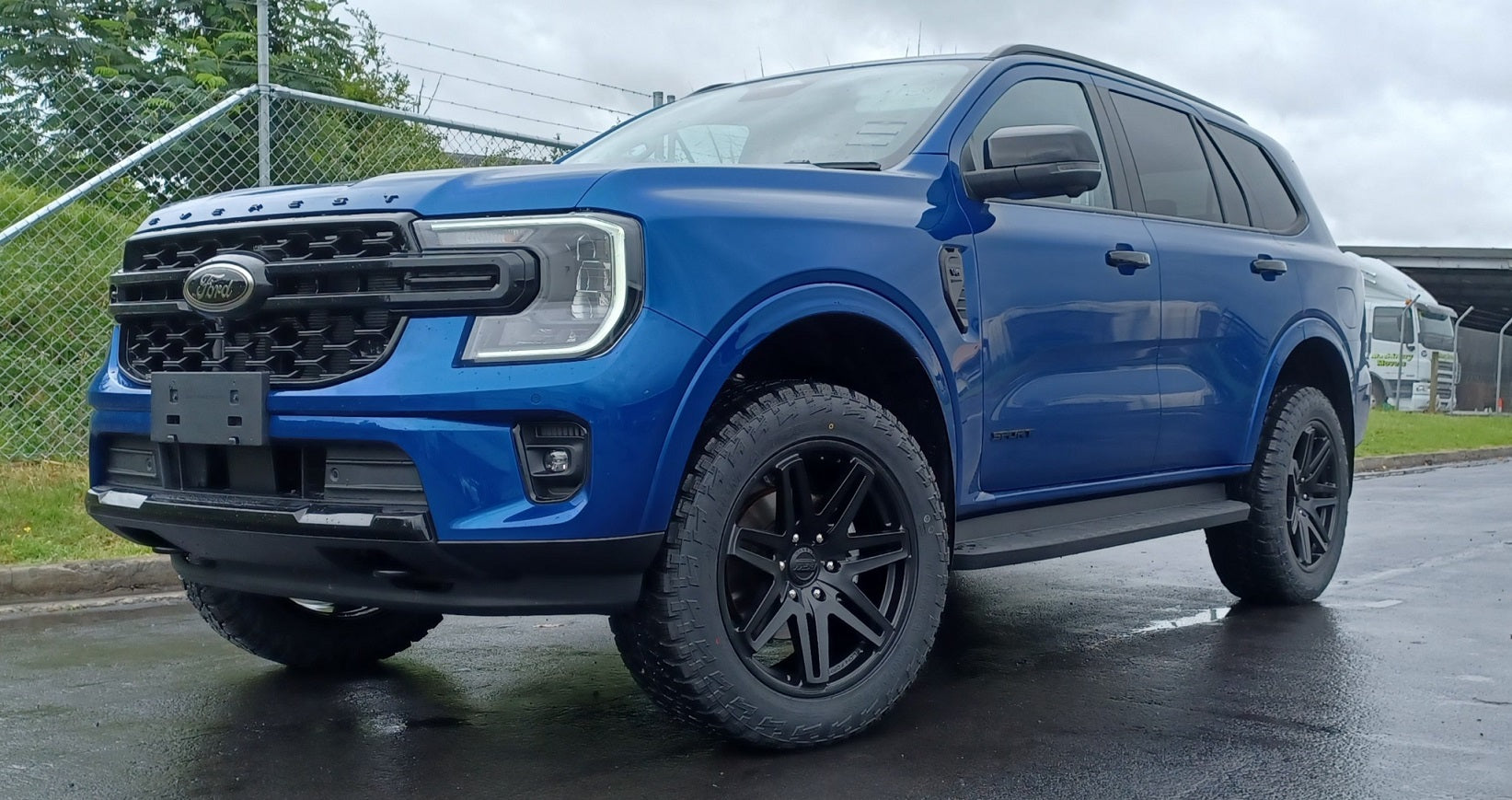 Ford Everest (2022) on BGW Capone