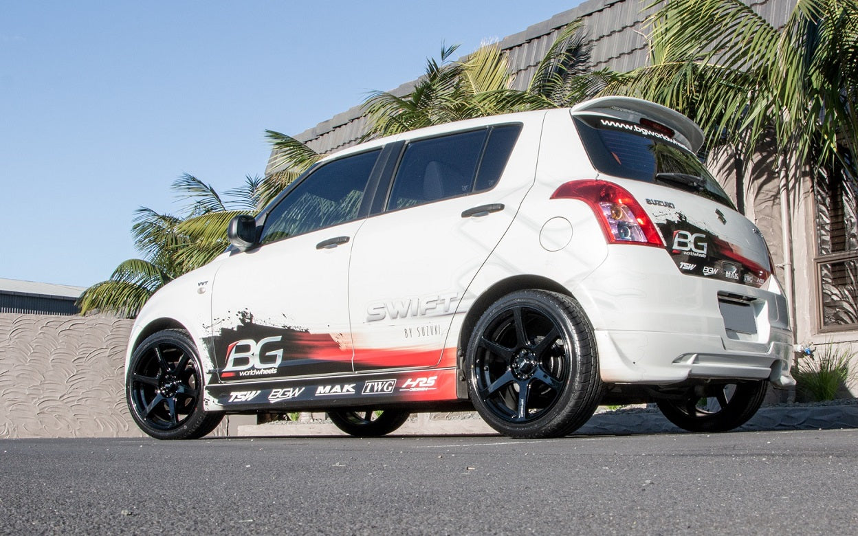 Suzuki Swift on 17" BGW JD-6
