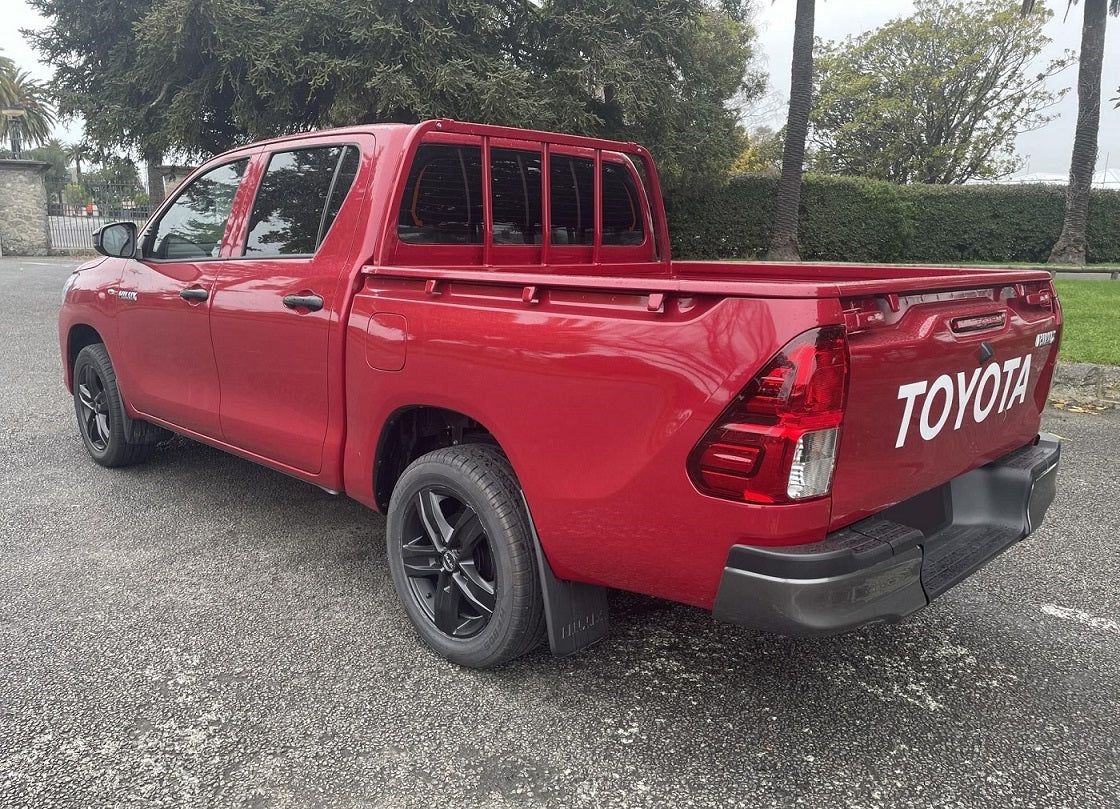 Toyota Hilux WorkMate (2022) on 17" MAK Stone 5