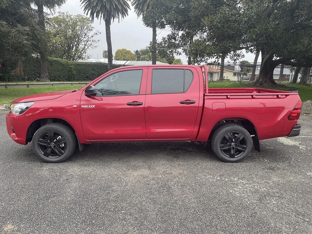 Toyota Hilux WorkMate (2022) on 17" MAK Stone 5