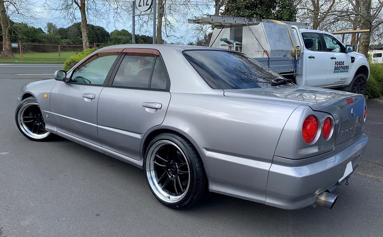 Nissan Skyline (R33) GTS25t on BGW DC Emotion 5