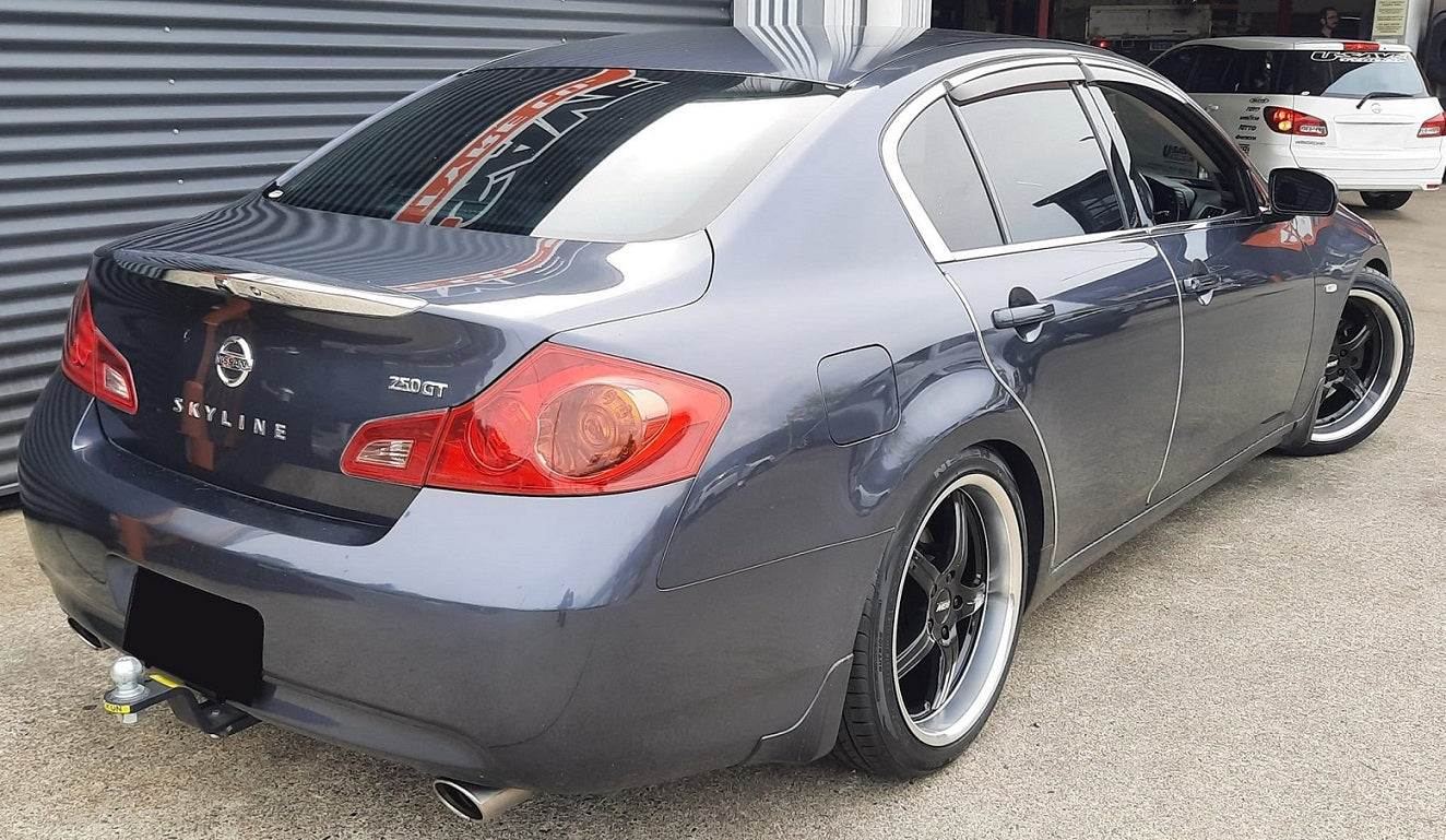 Nissan Skyline 250GT (2007) on 19" BGW Rampage