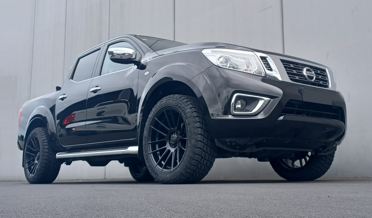 Nissan Navara (2016) on BGW Shadow