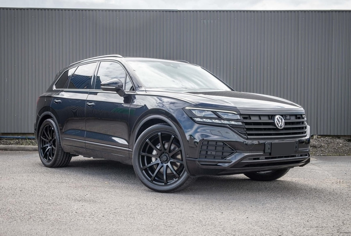 VW Touareg (2019) on BGW Pursuit