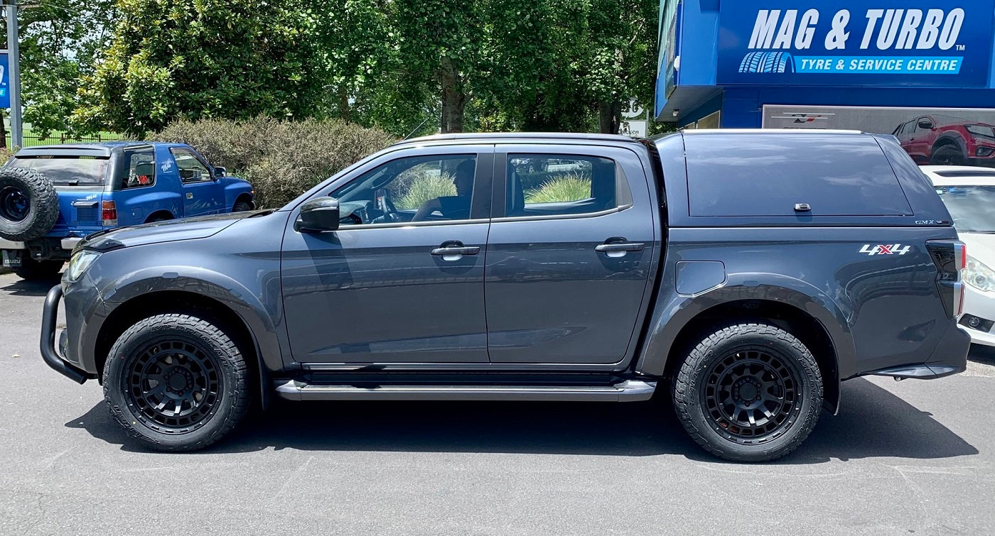 Isuzu D-Max on Black Rhino Chamber