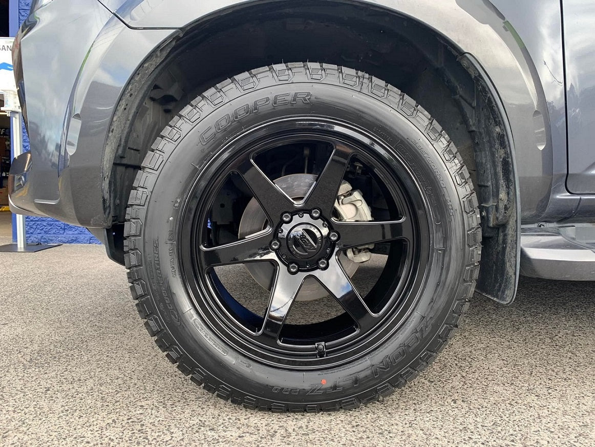 Isuzu D-Max (2021) on 20x9.5" BGW Escobar
