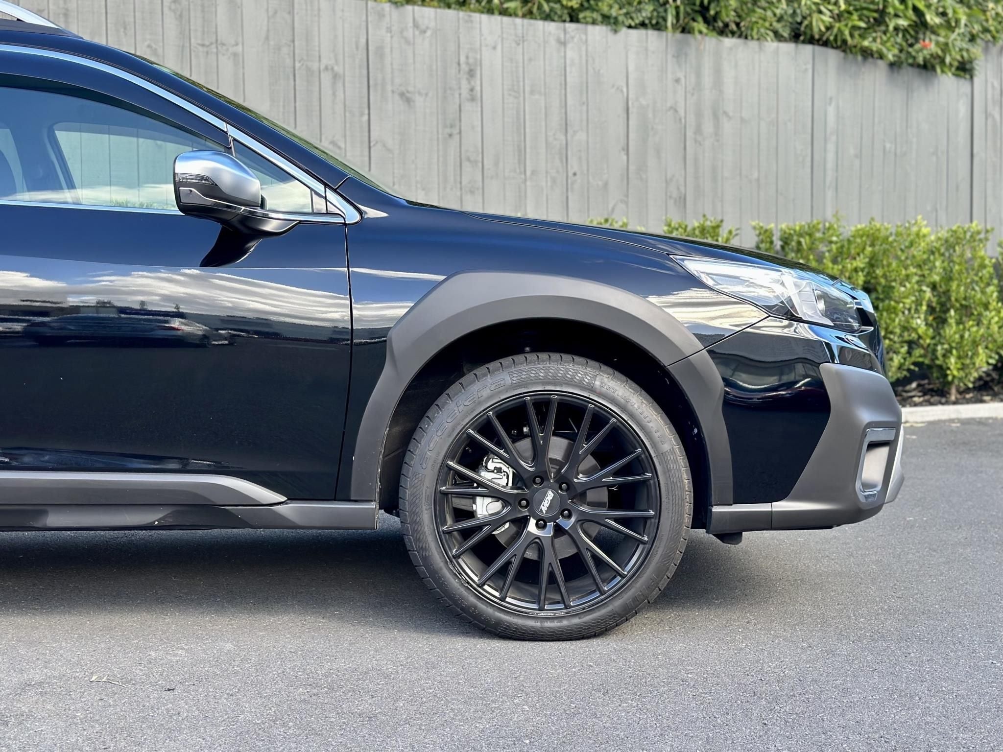Subaru Outback (2023) on BGW Blackhawk