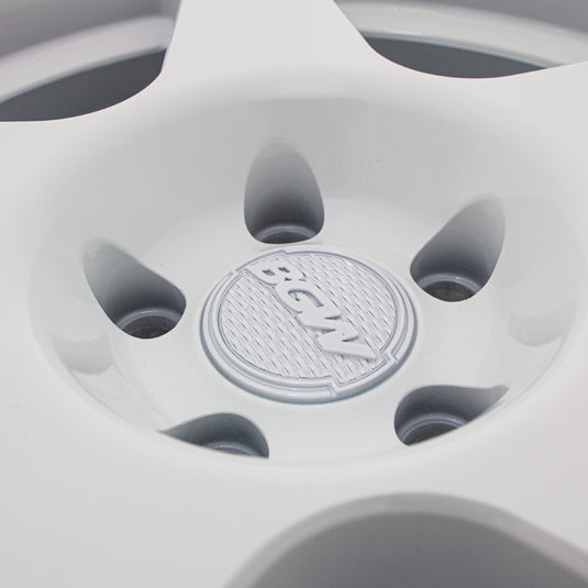 BGW R5 White