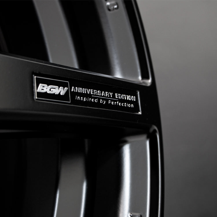 Load image into Gallery viewer, BGW JD-7 Matt Black
